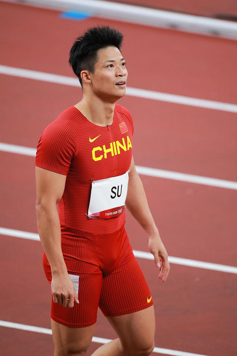 马龙刷新世界纪录，苏炳添教练激动落泪！